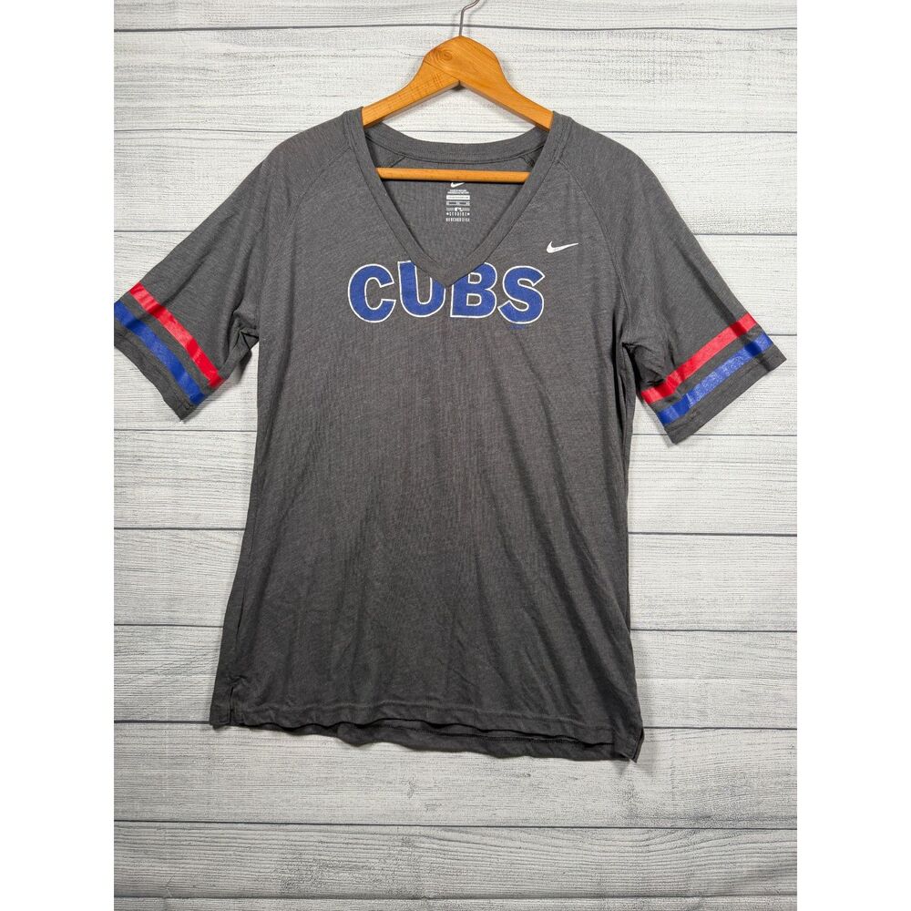 Nike Chicago Cubs Women's XL Gray V-Neck MLB Baseball T-Shirt 4404